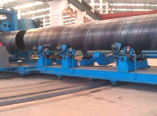 螺旋<a href=http://www.njfangyuan.cn target=_blank class=infotextkey>焊接鋼管</a>生產現場